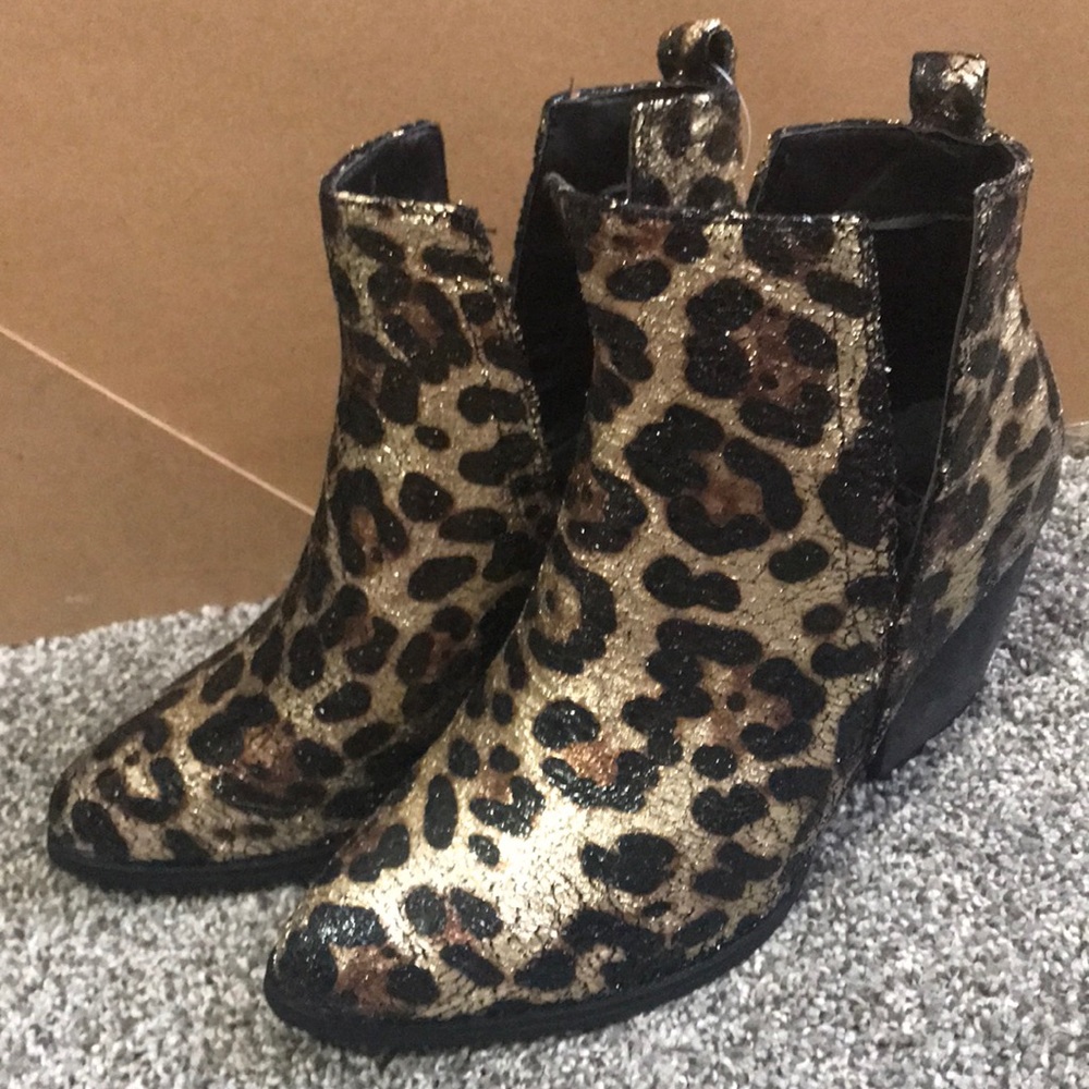 Cheetah booties